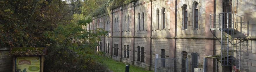 Dans les couloirs vides du fort Kléber