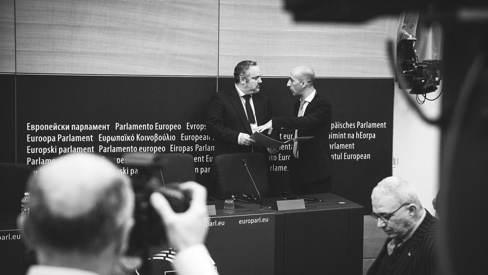 Préparation d'une conférence de presse