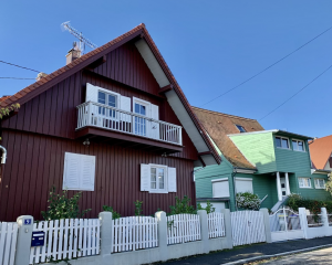 La cité des Chasseurs grignotée de l'extérieur 