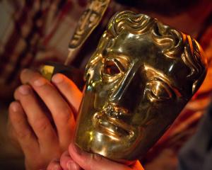 Gravity illumine les Baftas 2014