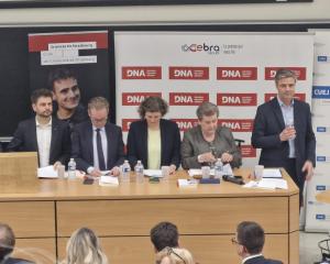 À Strasbourg, une campagne municipale sous tension : « On ne tracte plus seul, mais à deux ou trois »