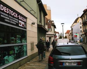 Les commerces condamnés à s'adapter