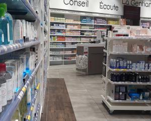 Chez les pharmaciens, à chacun son rayon