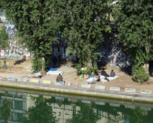 Un nouveau camp de migrants démantelé à Paris